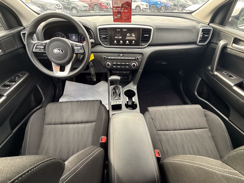 2022 Kia Sportage LX-18