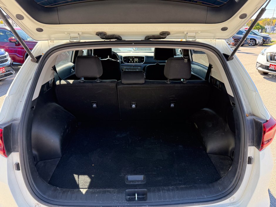 2022 Kia Sportage LX-11