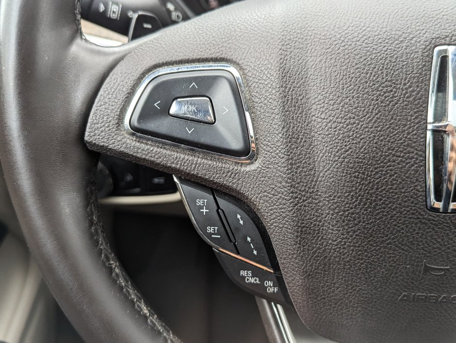 2017 Lincoln MKC Reserve-24