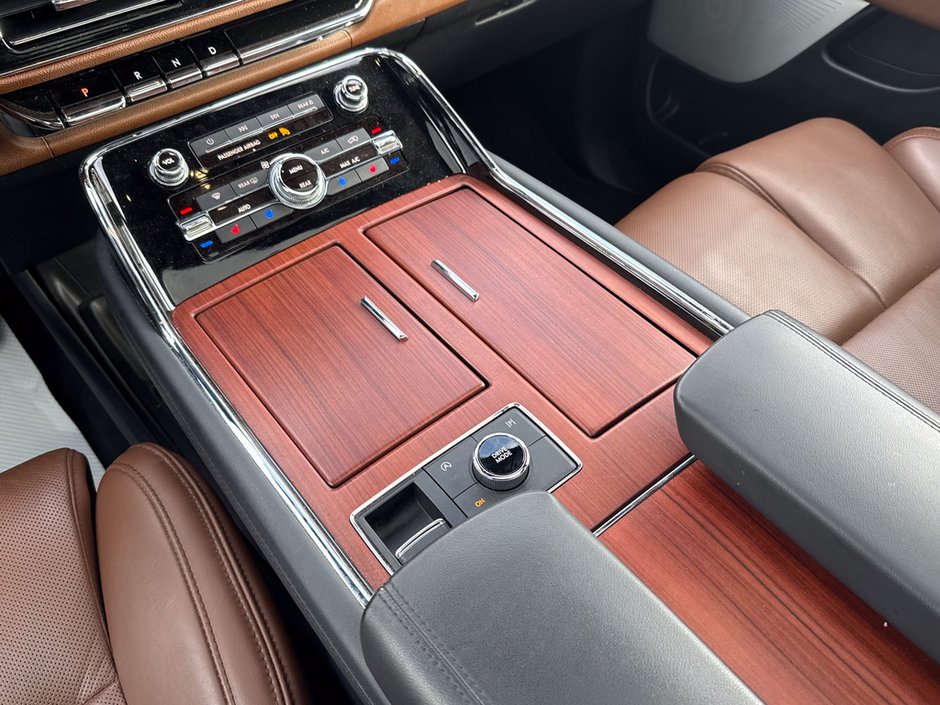 2022 Lincoln Navigator Reserve-21