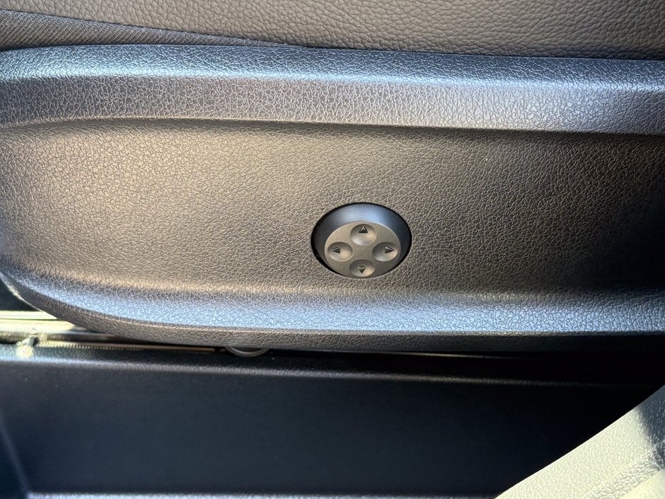 2022 Mercedes-Benz GLB 35 AMG®-21