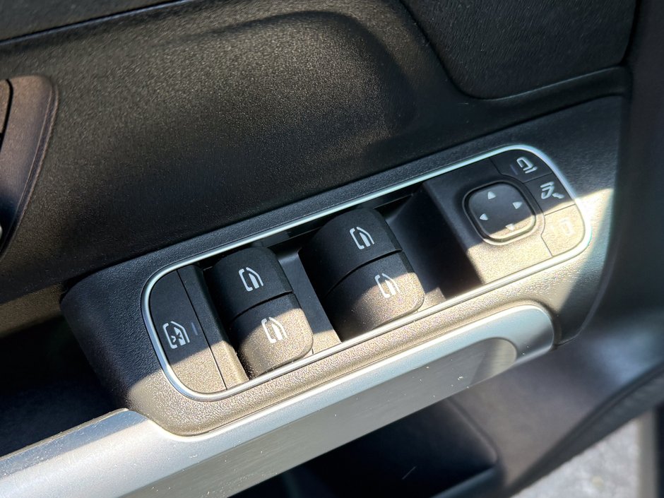 2022 Mercedes-Benz GLB 35 AMG®-19