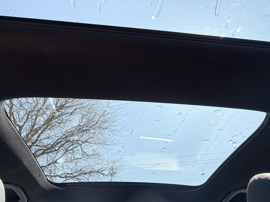 2022 Mercedes-Benz GLB 35 AMG®-17