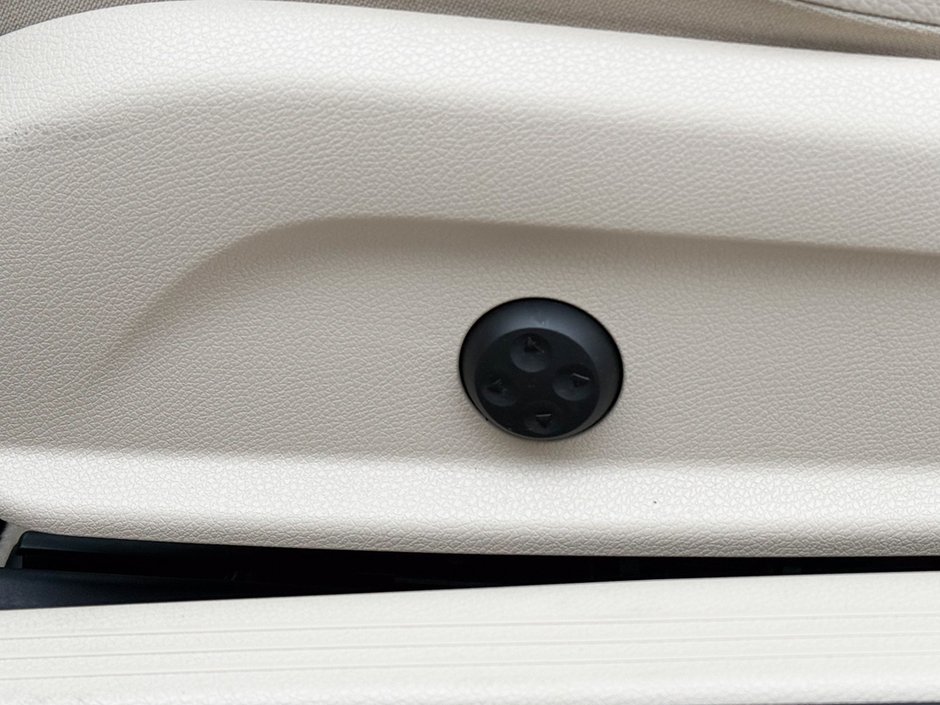 2023 Mercedes-Benz C-Class C 300-19