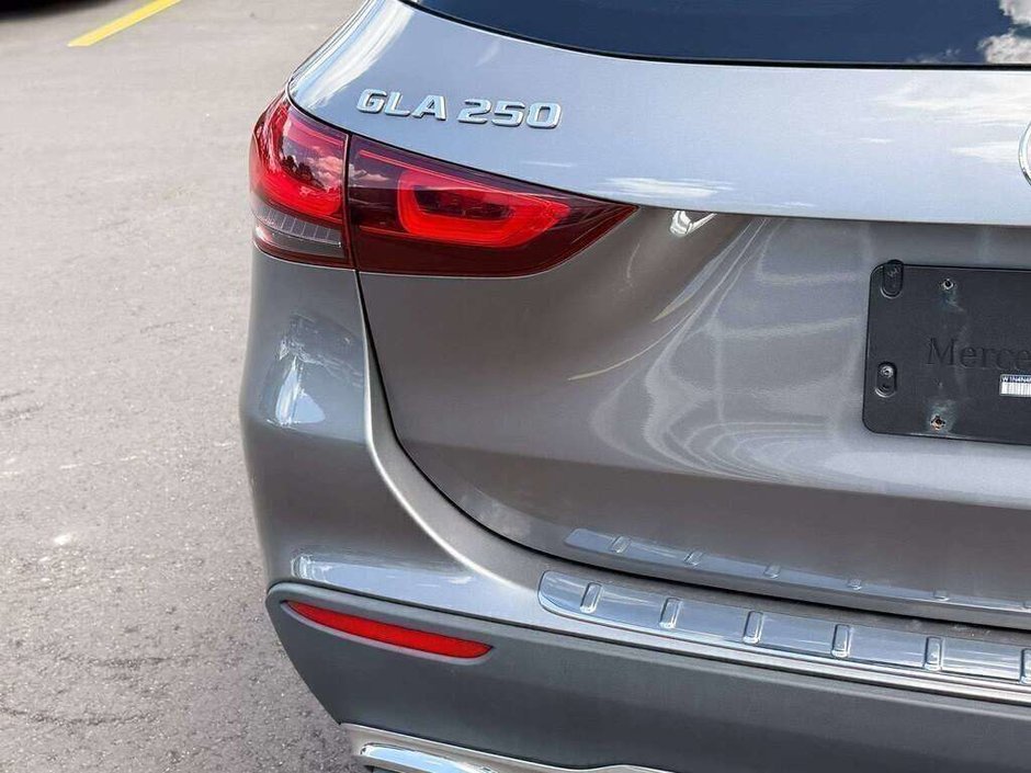 2023 Mercedes-Benz GLA 250-13