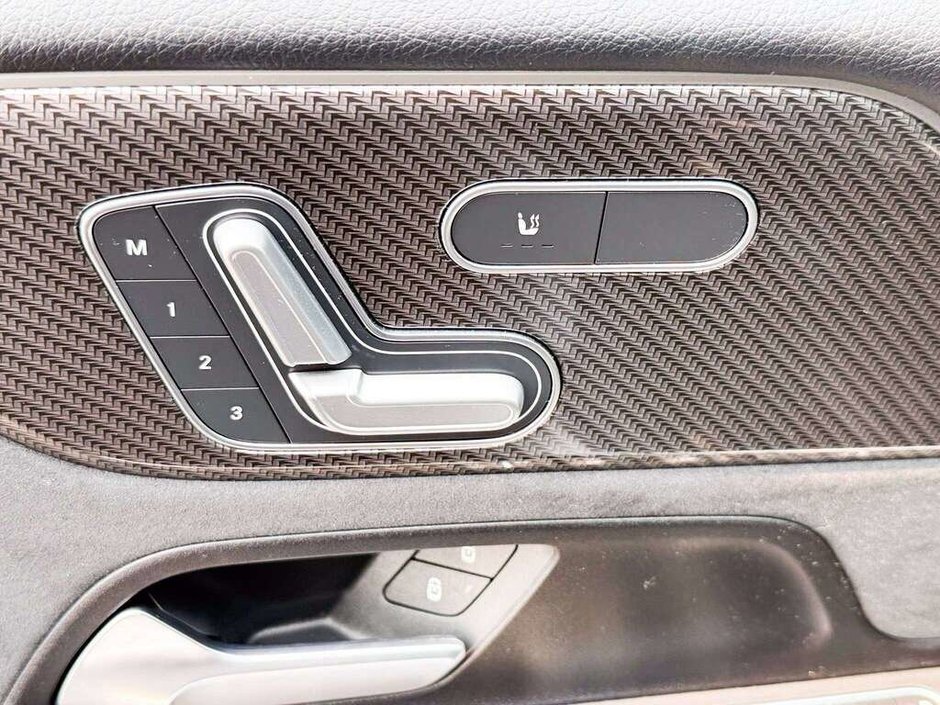 2022 Mercedes-Benz GLB 35 AMG®-21