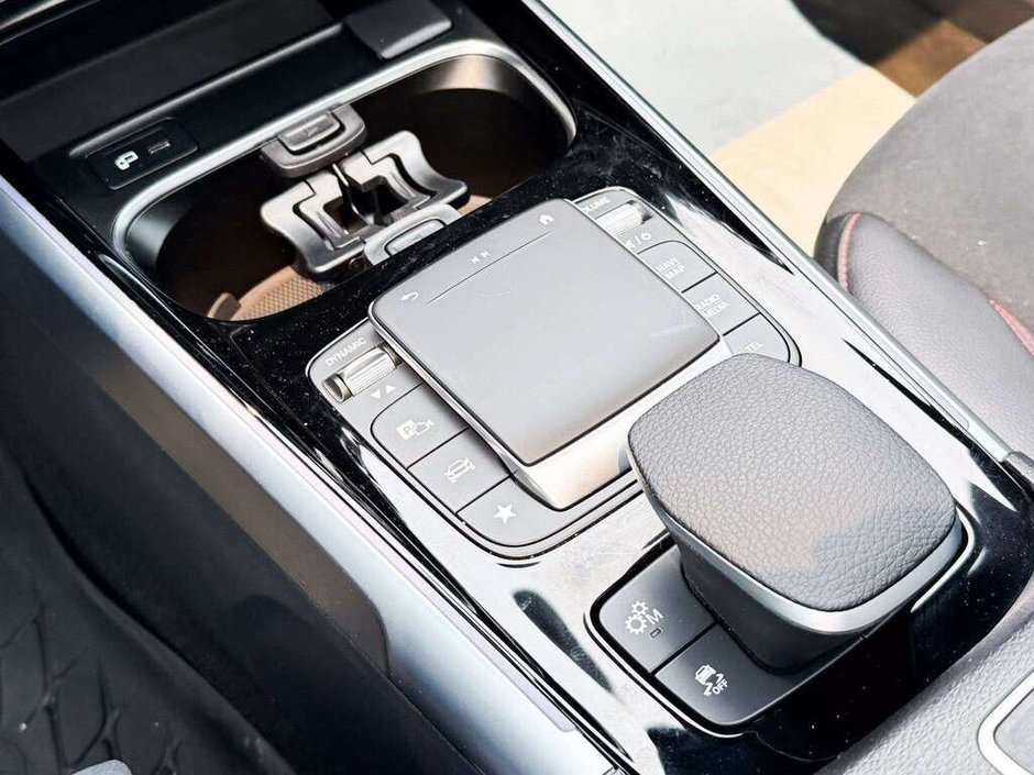 2022 Mercedes-Benz GLB 35 AMG®-20