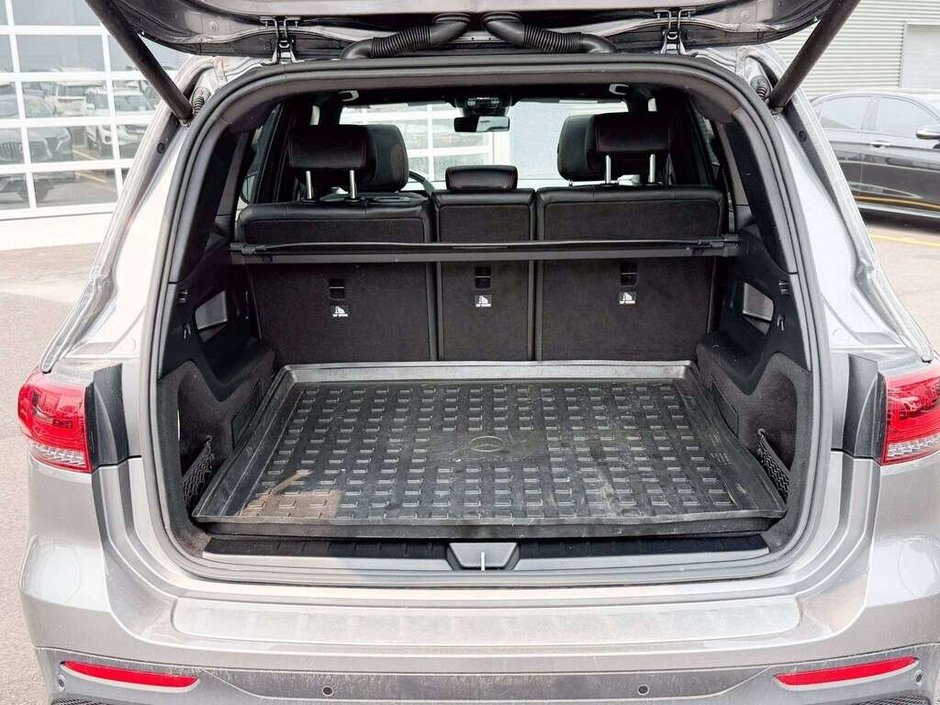 2022 Mercedes-Benz GLB 35 AMG®-13