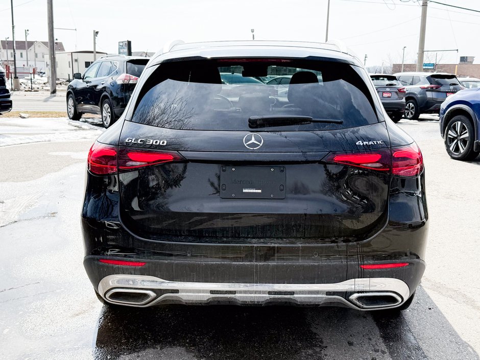 2023 Mercedes-Benz GLC 300-5