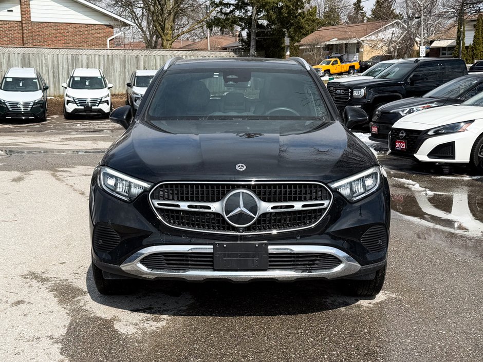 2023 Mercedes-Benz GLC 300-1