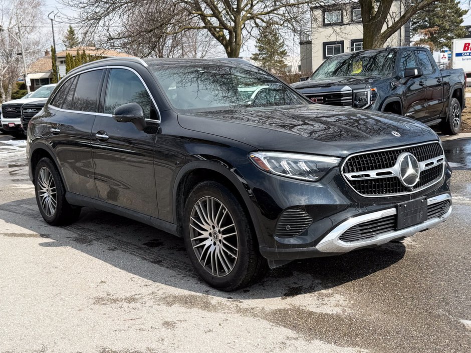 2023 Mercedes-Benz GLC 300-8