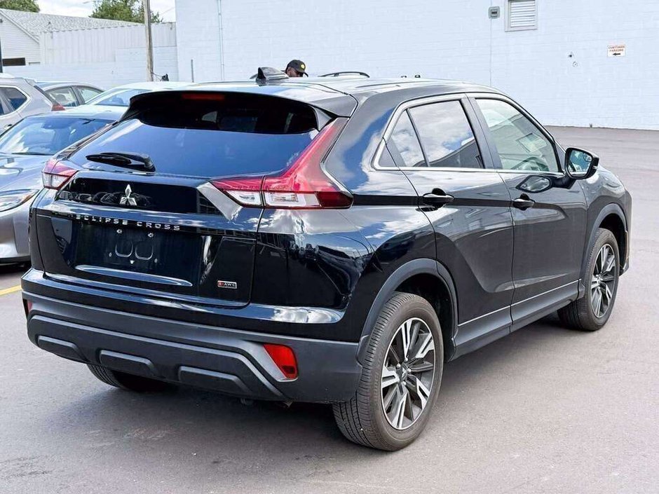 2024 Mitsubishi Eclipse Cross ES-6