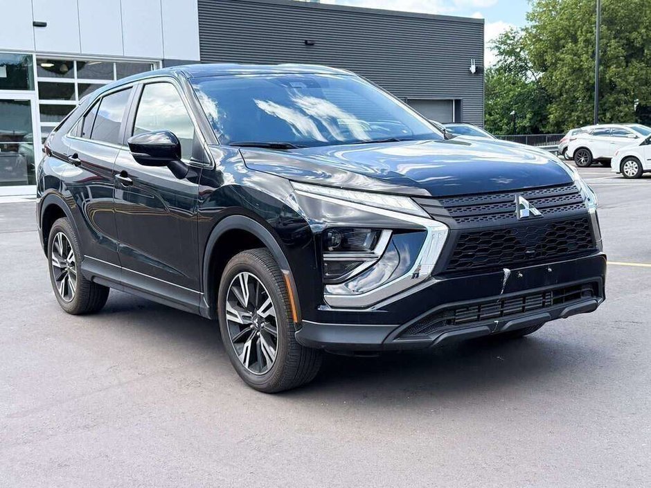 2024 Mitsubishi Eclipse Cross ES-8