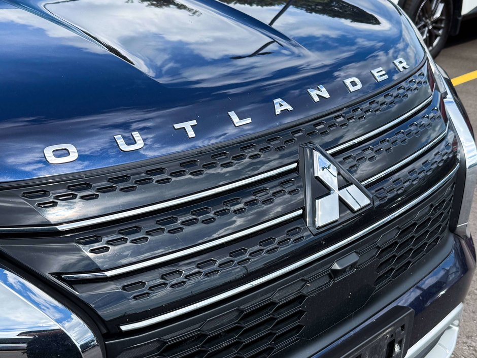 2024 Mitsubishi Outlander PHEV 7 PASS l LEATHER-9