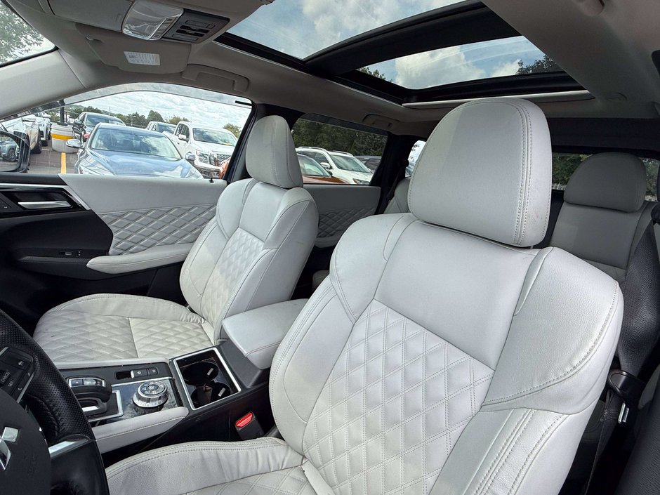 2024 Mitsubishi Outlander PHEV 7 PASS l LEATHER-17