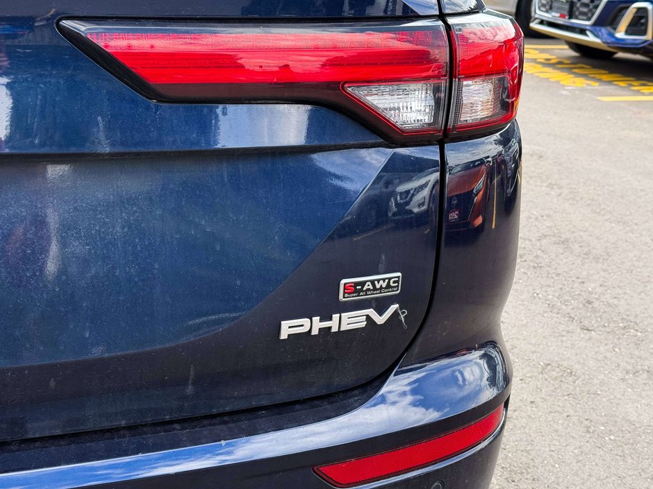 2024 Mitsubishi Outlander PHEV 7 PASS l LEATHER-13