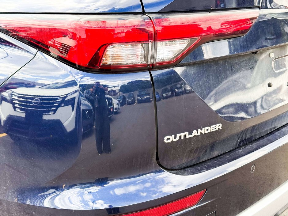 2024 Mitsubishi Outlander PHEV 7 PASS l LEATHER-12