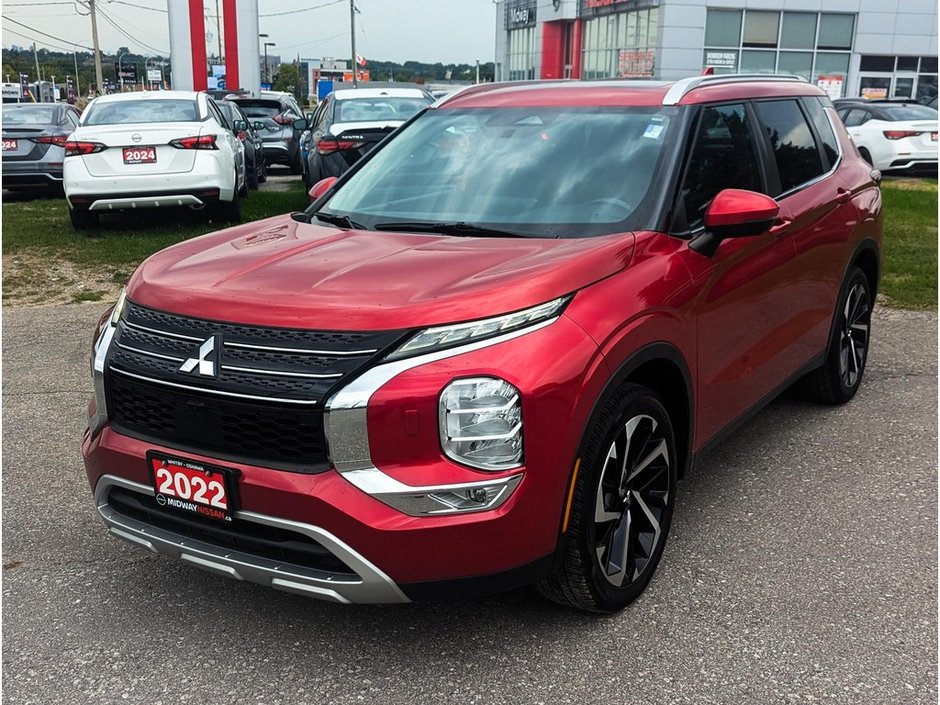 2022 Mitsubishi Outlander LE-3