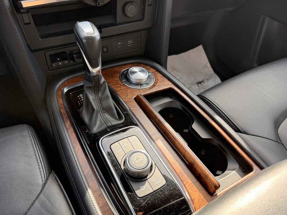 2023 Nissan Armada SL-20