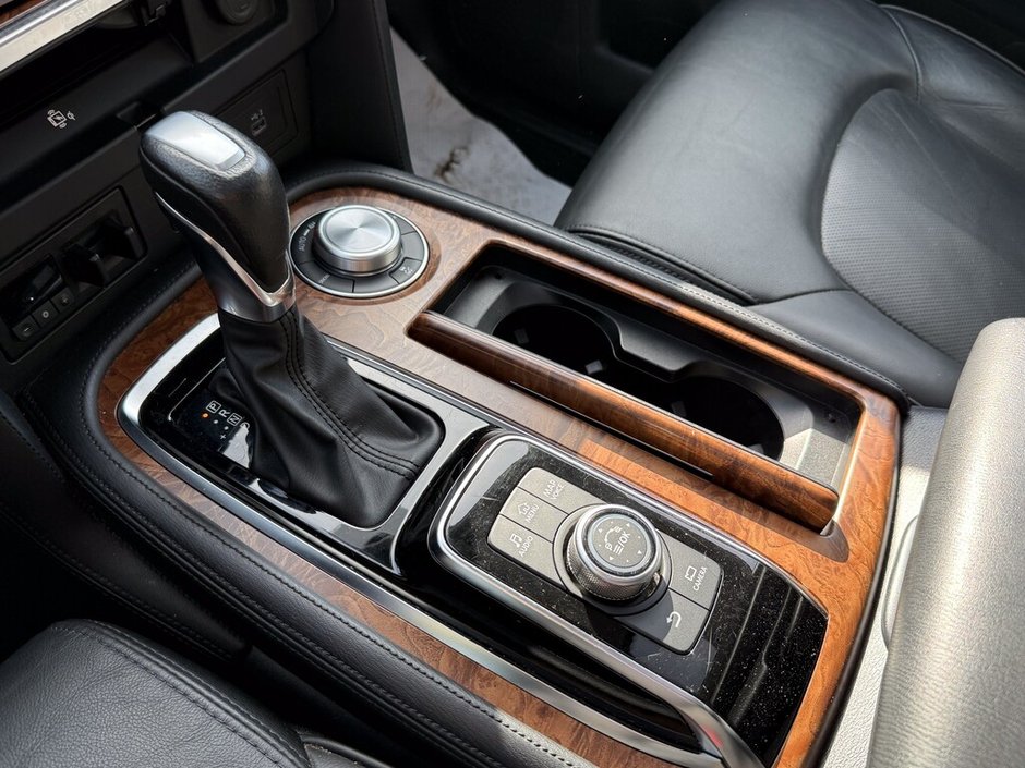 2023 Nissan Armada SL-28