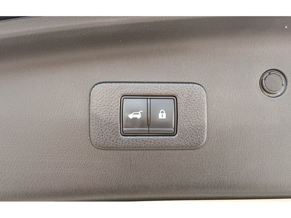 2023 Nissan Armada SL-13