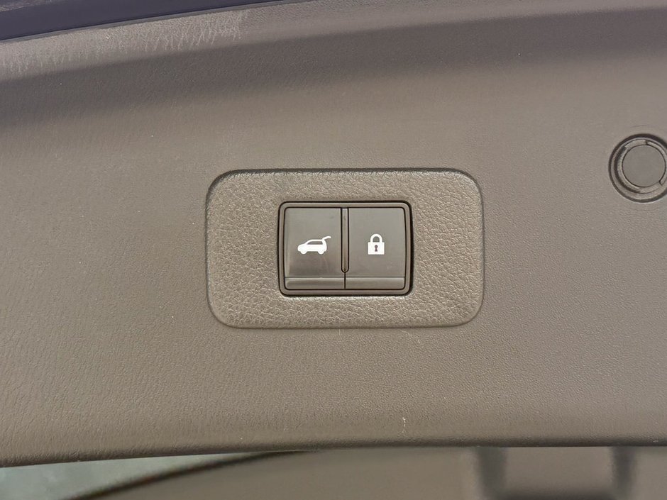 2024 Nissan Armada Platinum-15