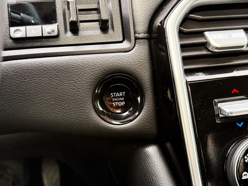 2025 Nissan Armada Platinum Reserve-35