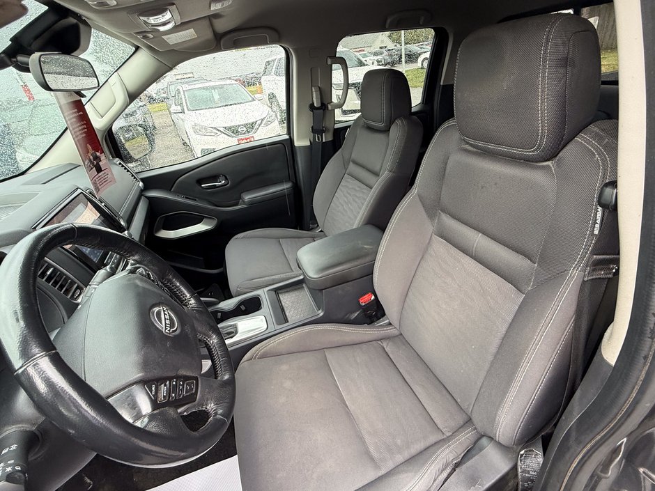 2022 Nissan Frontier SV-21
