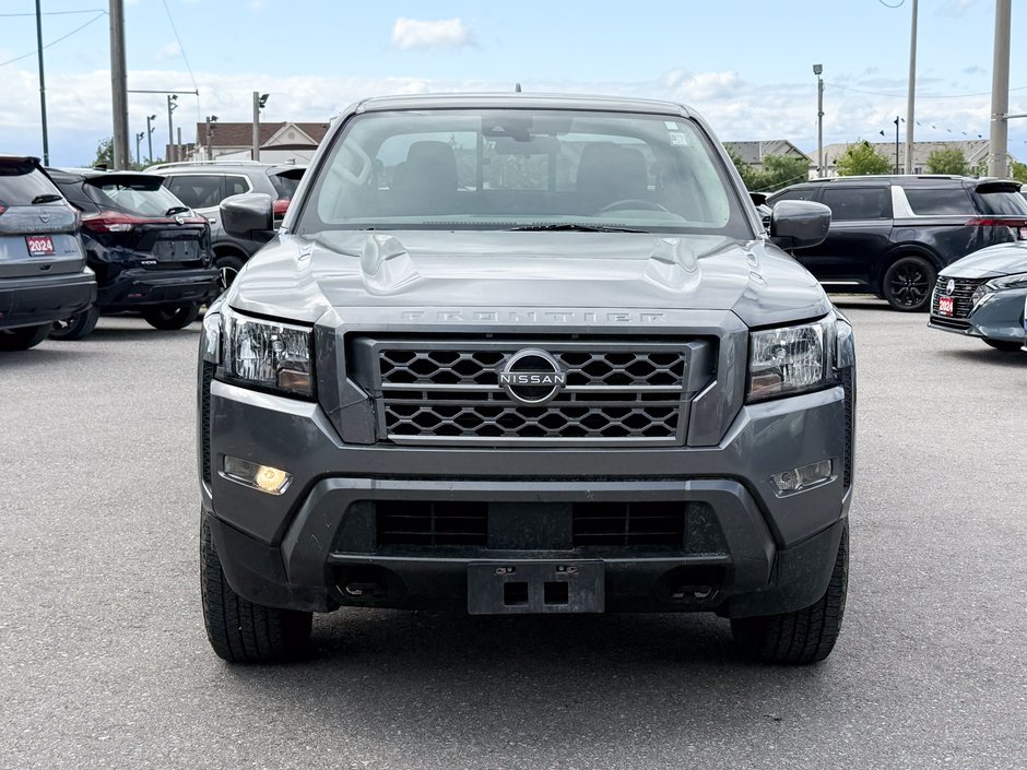 2022 Nissan Frontier SV-2