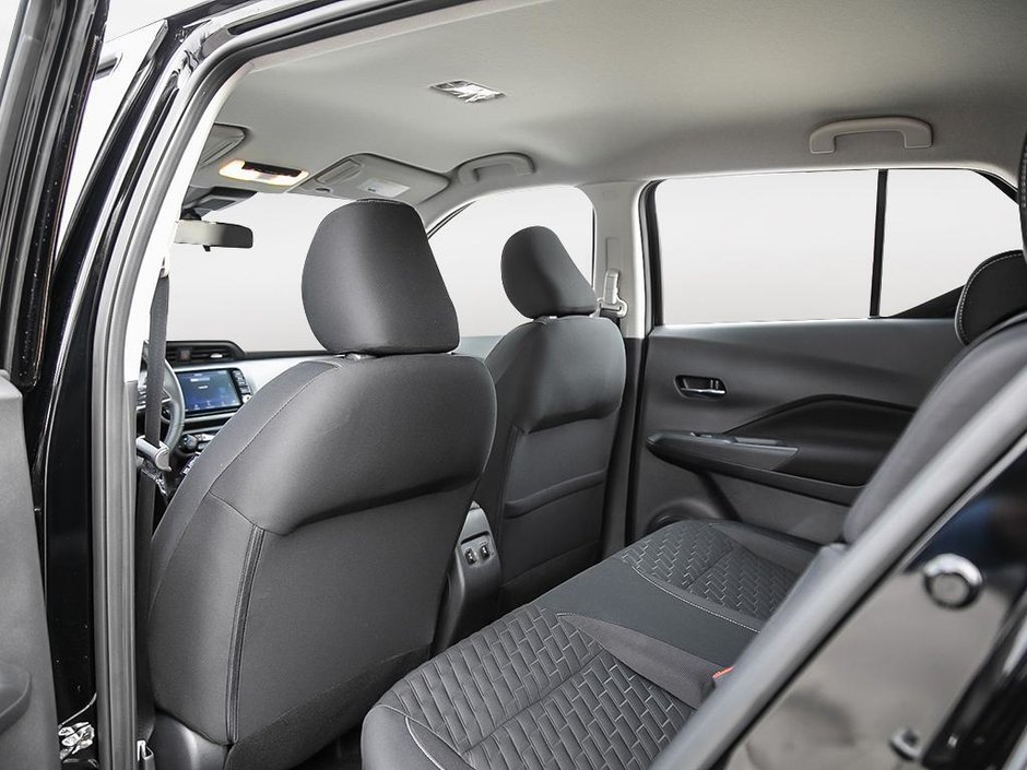 2025 Nissan Kicks Play SV-20