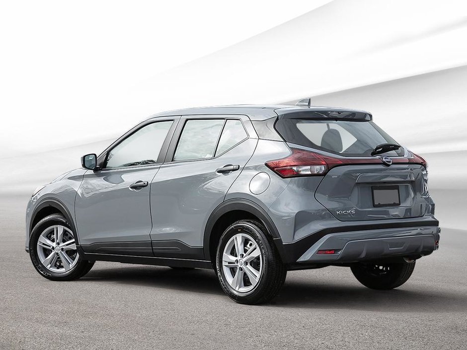 2025 Nissan Kicks Play S-3