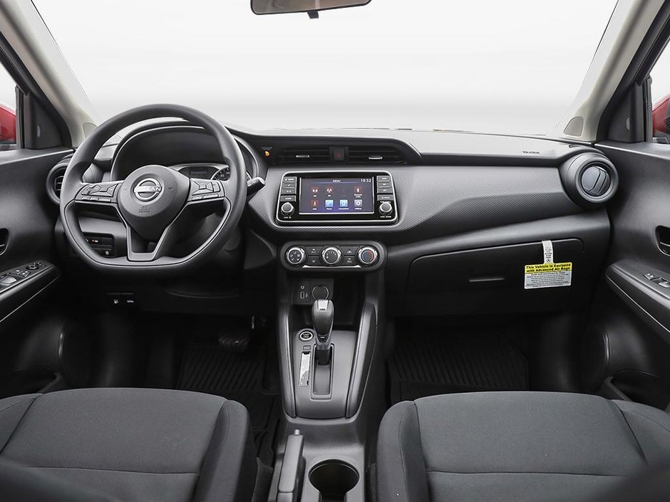 2025 Nissan Kicks Play S-21