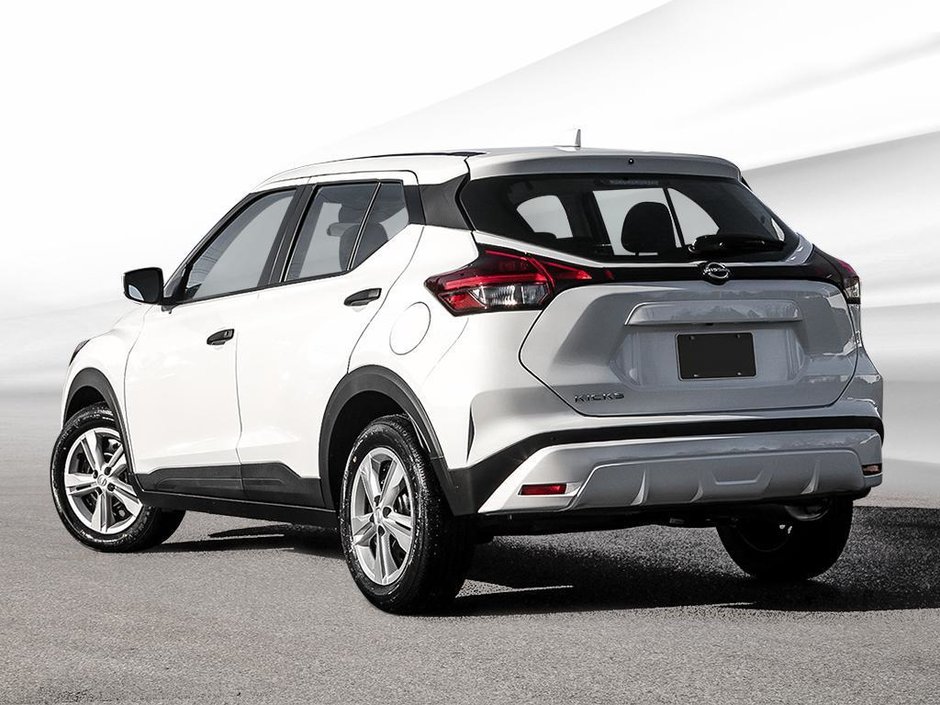 2025 Nissan Kicks Play S-3