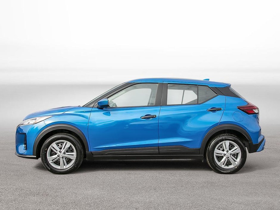 2025 Nissan Kicks Play S-2