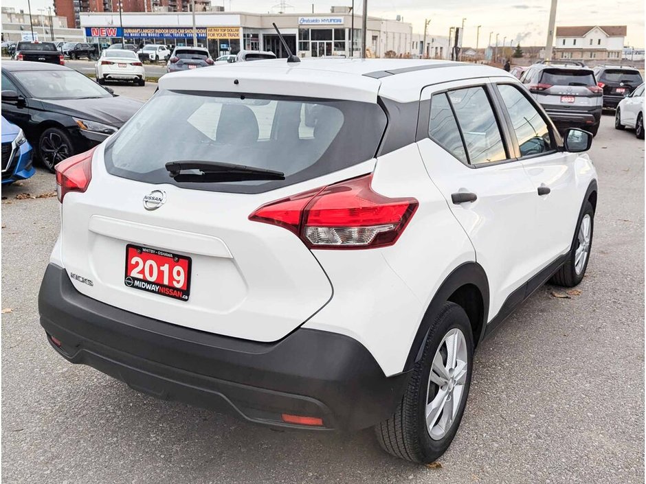 2019 Nissan KICKS S-7