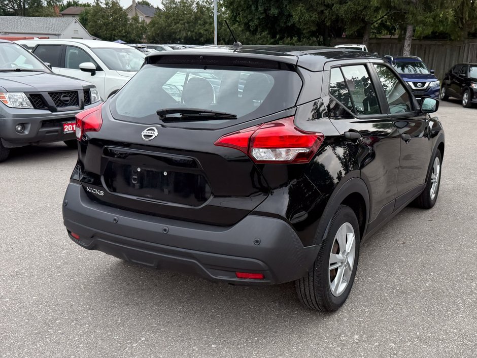 2020 Nissan Kicks S-8