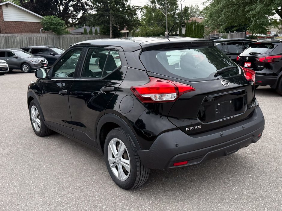 2020 Nissan Kicks S-5