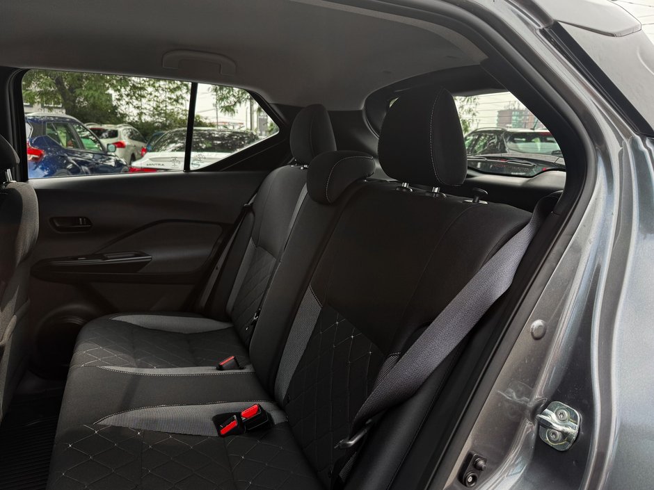 2020 Nissan Kicks S-15