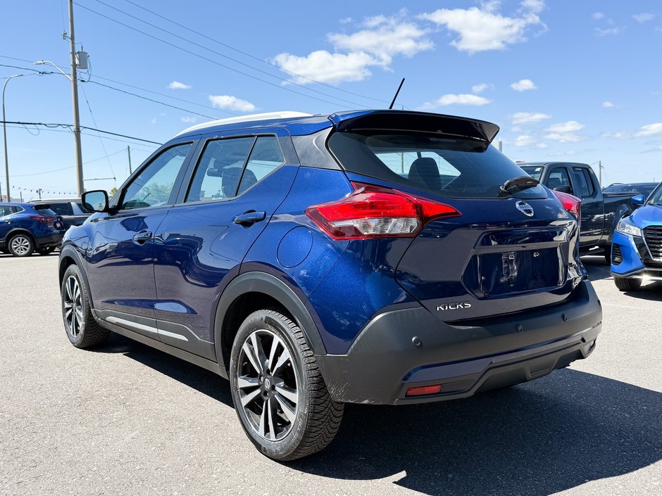 2020 Nissan Kicks SR-5
