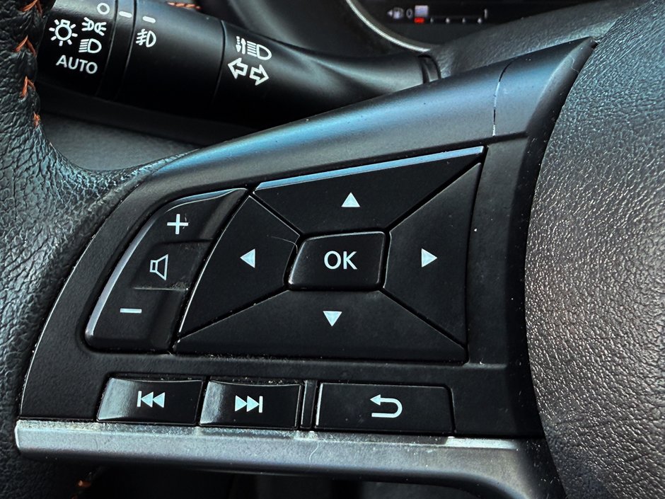 2020 Nissan Kicks SR-20