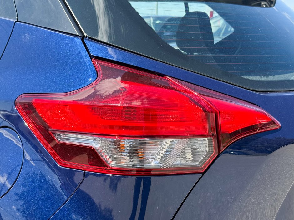 2020 Nissan Kicks SR-11