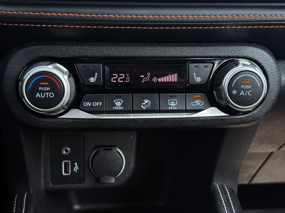 2020 Nissan Kicks SR-25