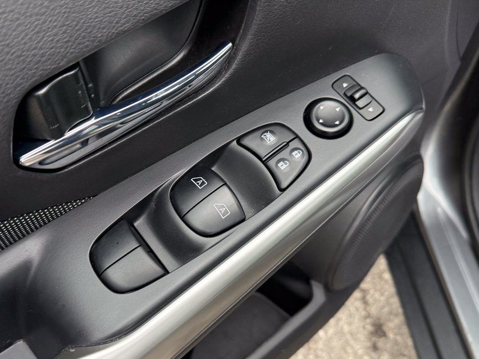 2020 Nissan Kicks SV-19