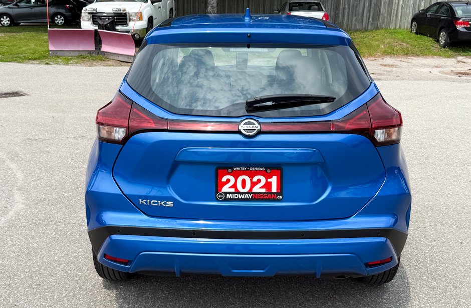 2021 Nissan Kicks S-6
