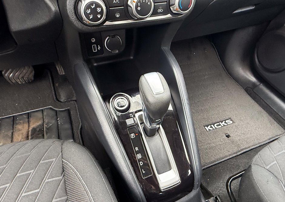 2021 Nissan Kicks S-20