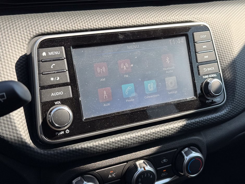 2021 Nissan Kicks S-22