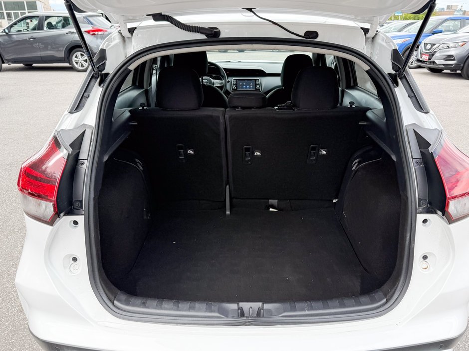 2021 Nissan Kicks S-10