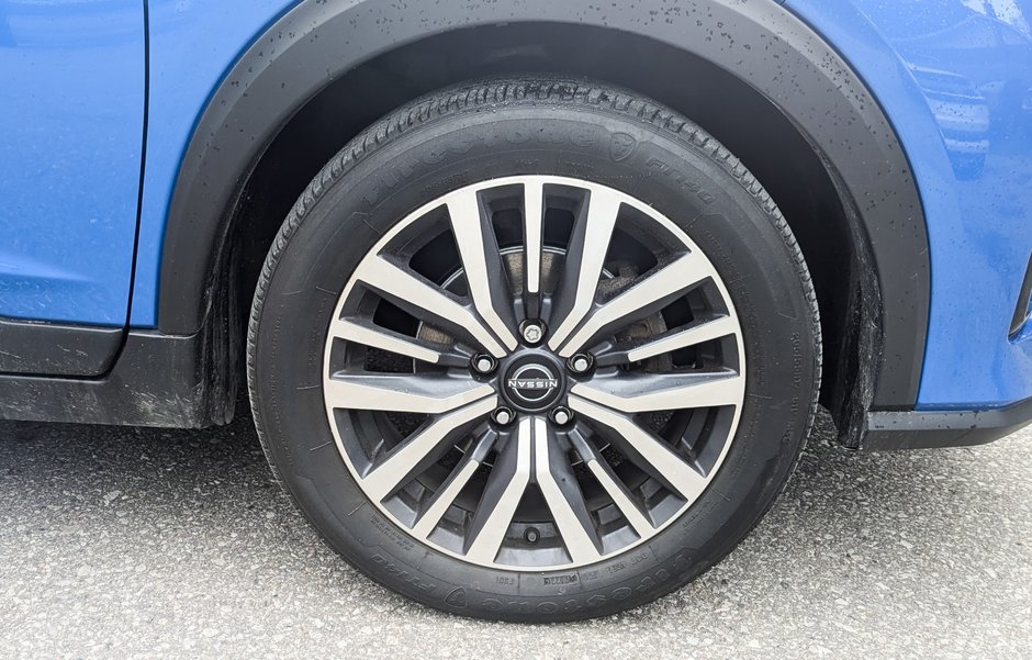 2022 Nissan Kicks SV-10