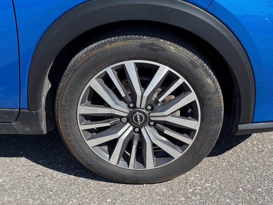 2022 Nissan Kicks SV-10