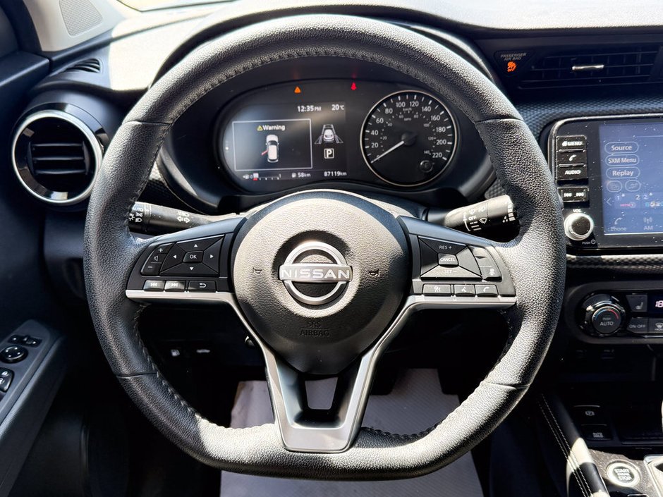 2022 Nissan Kicks SV-16